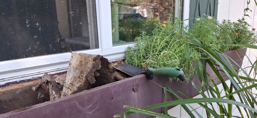 Deconstructed window box